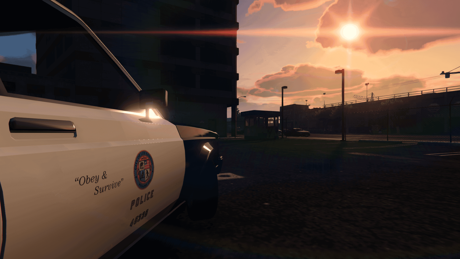 Streifenwagen des Los Santos Police Department im Abendlicht